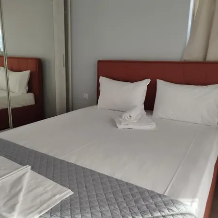 Apartment Maria's Rose Garden Lefkada City