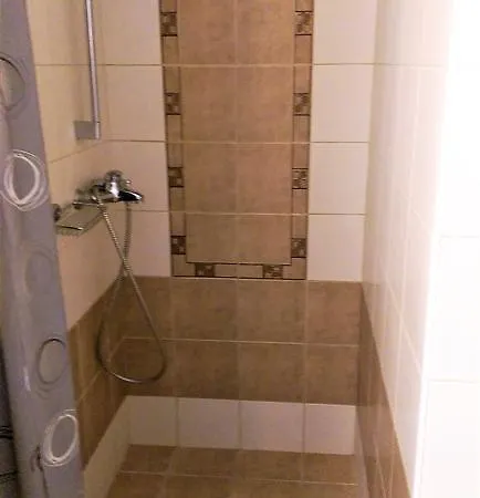 Apartment Maria's Rose Garden Lefkada City