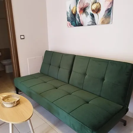 Maria's Rose Garden Apartment Lefkada City