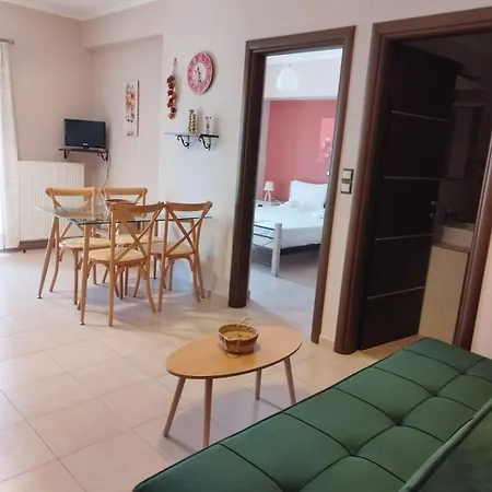 Maria's Rose Garden Apartment Lefkada City